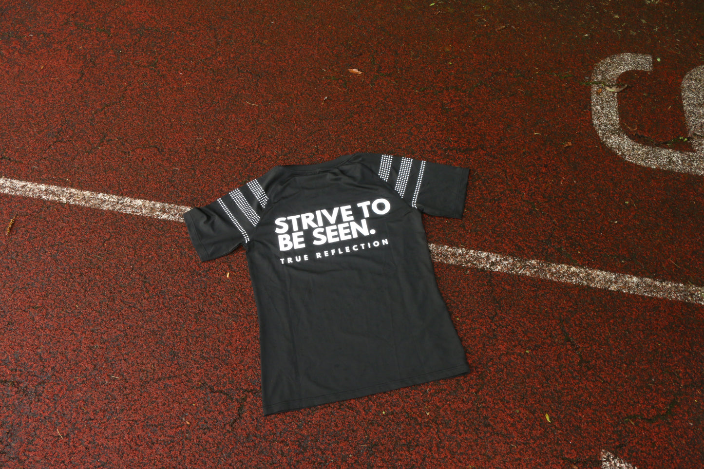 Women's T-Shirt "Strive to be seen." True Reflection Clo.