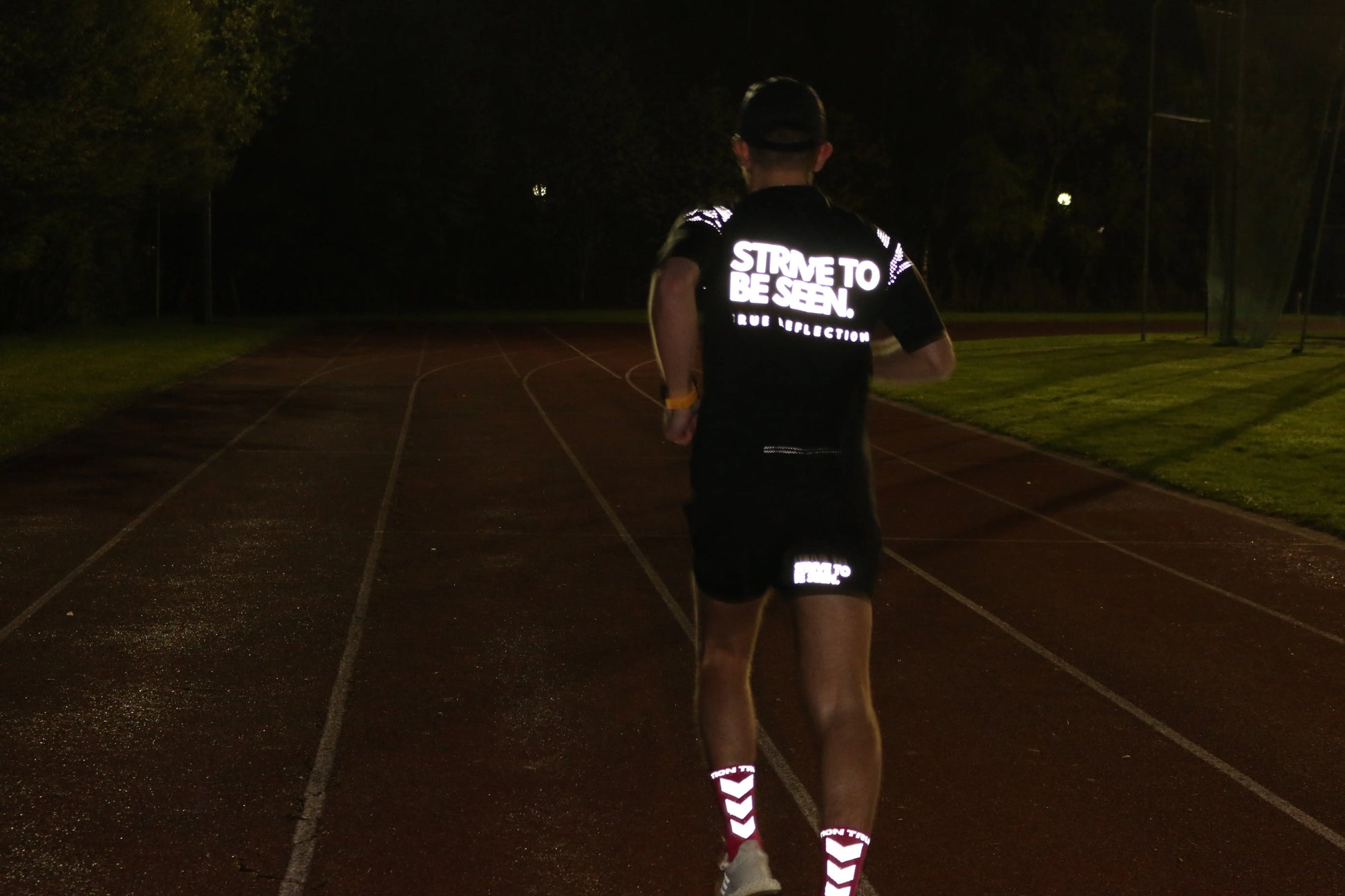 Men's T-Shirt "Strive to be seen." True Reflection Clo. - Best Reflective Running Gear