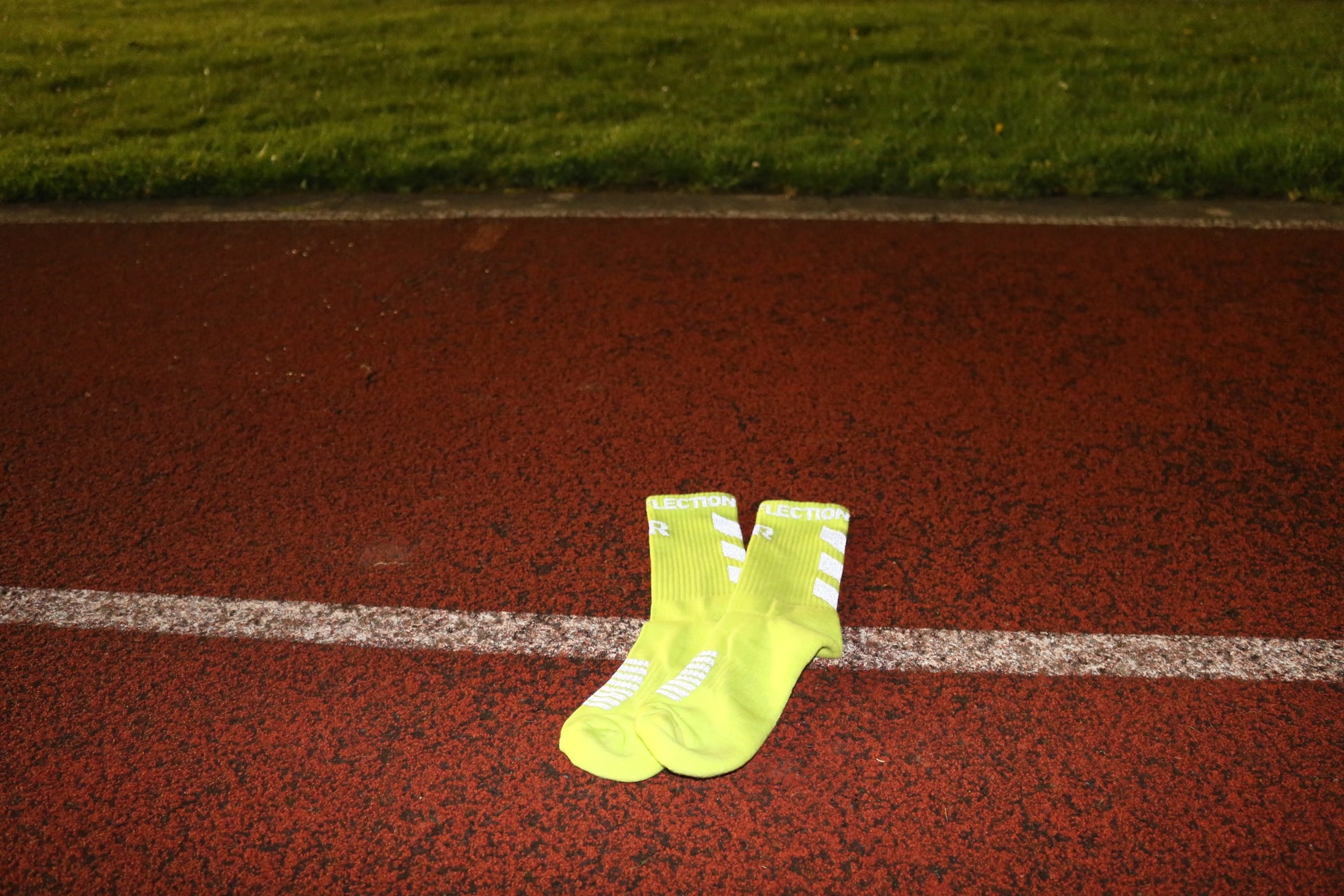 Sport Socks. - Neon Pink True Reflection Clo. - best reflective running gear